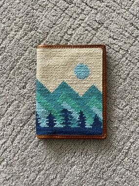 Smathers & Branson Mod Mountain Passport Case